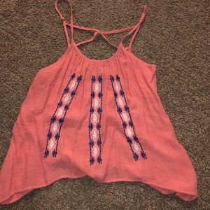 Women’s crop top
